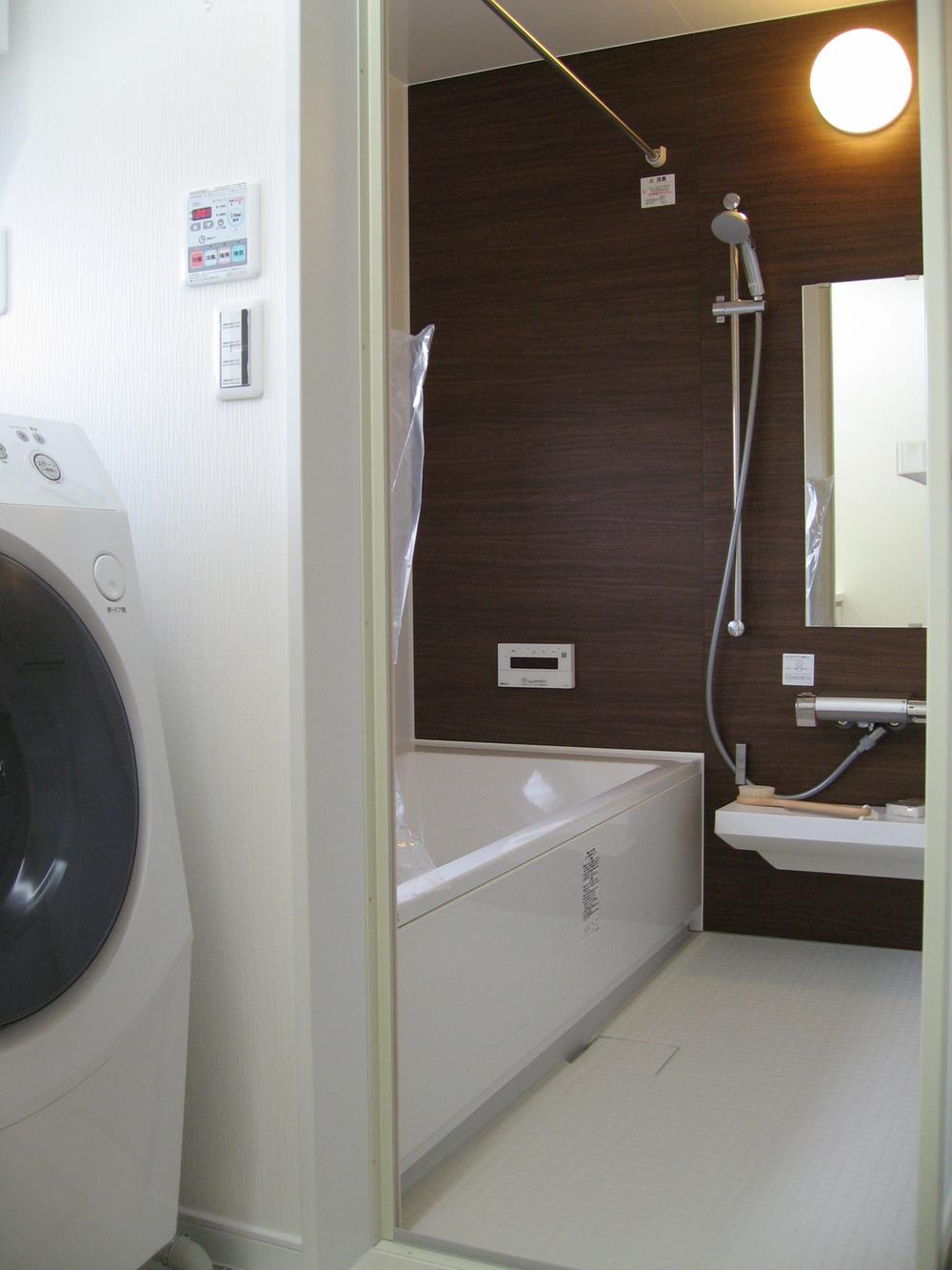 Bathroom. No. 7 model building bathroom