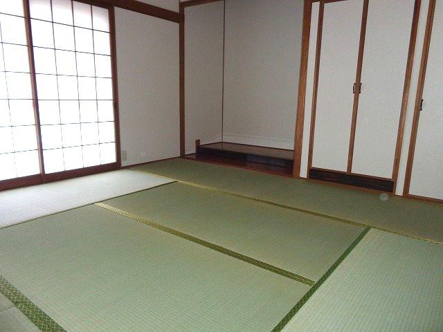 Non-living room. Japanese style room