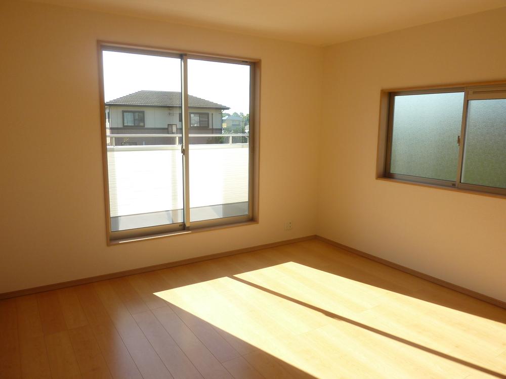 Non-living room. Local (11 May 2013) Shooting