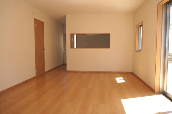 Same specifications photos (living). (3 Building) same specification