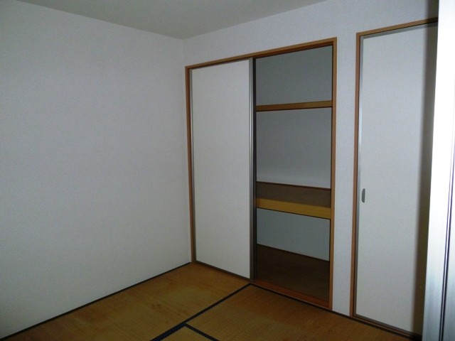 Other room space. Armoire