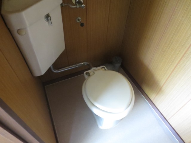 Toilet