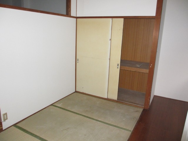 Other room space. Japanese style room