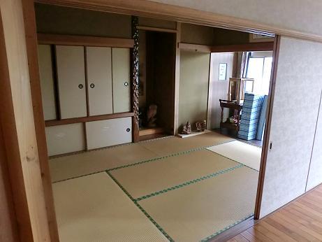 Non-living room. Plenty of storage of Japanese-style room