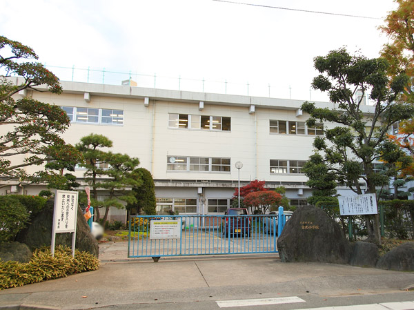Surrounding environment. Kanemaru elementary school (about 480m / 6-minute walk)