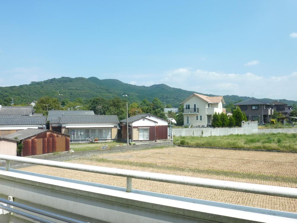 View photos from the dwelling unit. View from local (September 2013) Shooting