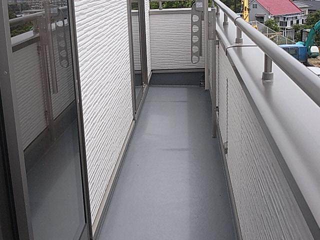 Balcony. Same specifications Photos