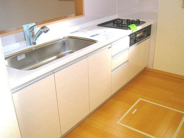 Kitchen.  ※ The photograph is a property of the same manufacturer and construction.