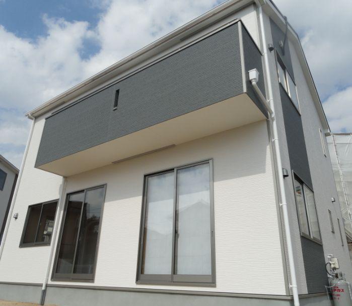 Local appearance photo. The photograph is the same type