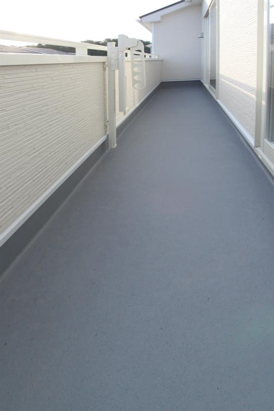 Balcony. Same specifications Photos