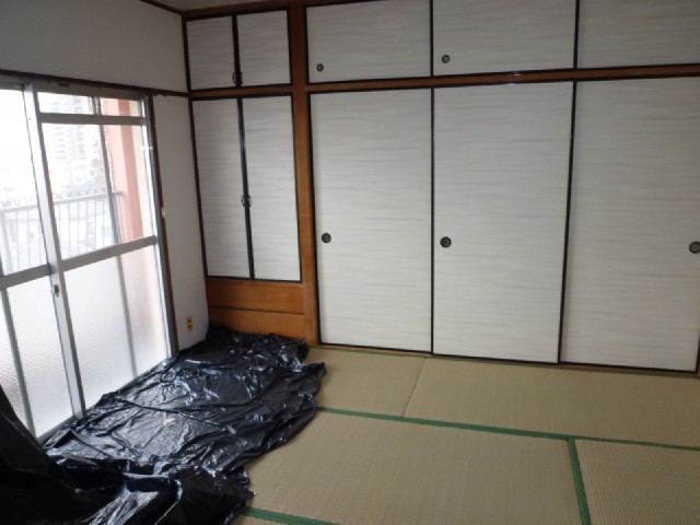 Other room space. Storage of wall-to-wall