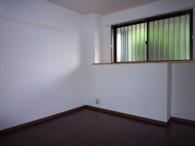 Other room space. How is it in the bedroom