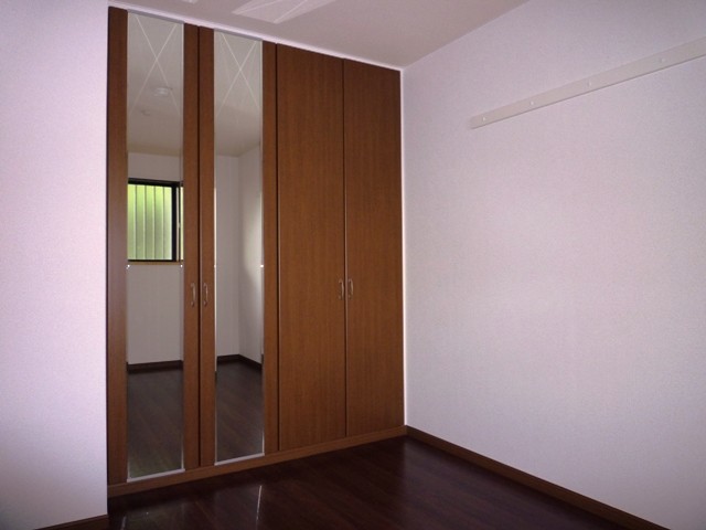 Other room space. With closet