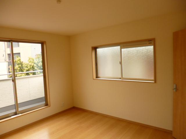 Same specifications photos (Other introspection)