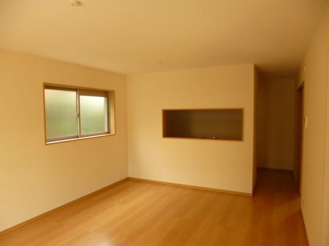 Same specifications photos (living)