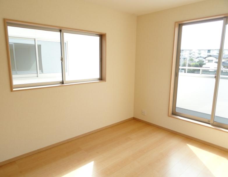 Other. ☆ Image is a photograph at the time of completion ☆