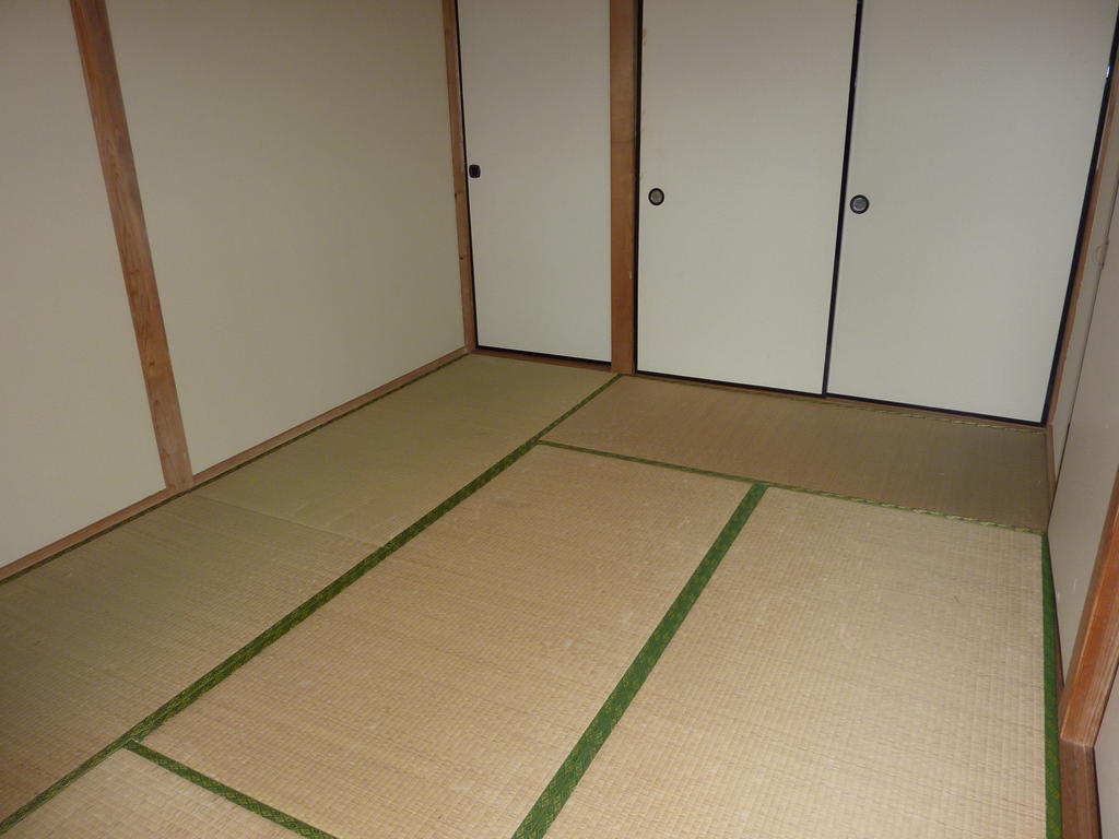 Other room space. Japanese style room