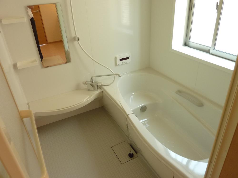 Same specifications photo (bathroom). It is a specification photo of the same construction company. Since there may be different from the actual finish, Please note.
