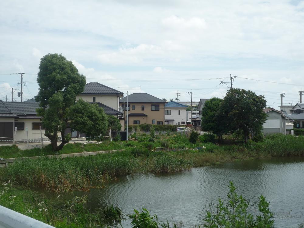 View photos from the dwelling unit. View from the site (June 2013) Shooting