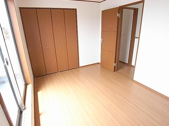 Non-living room. Same specifications Photos