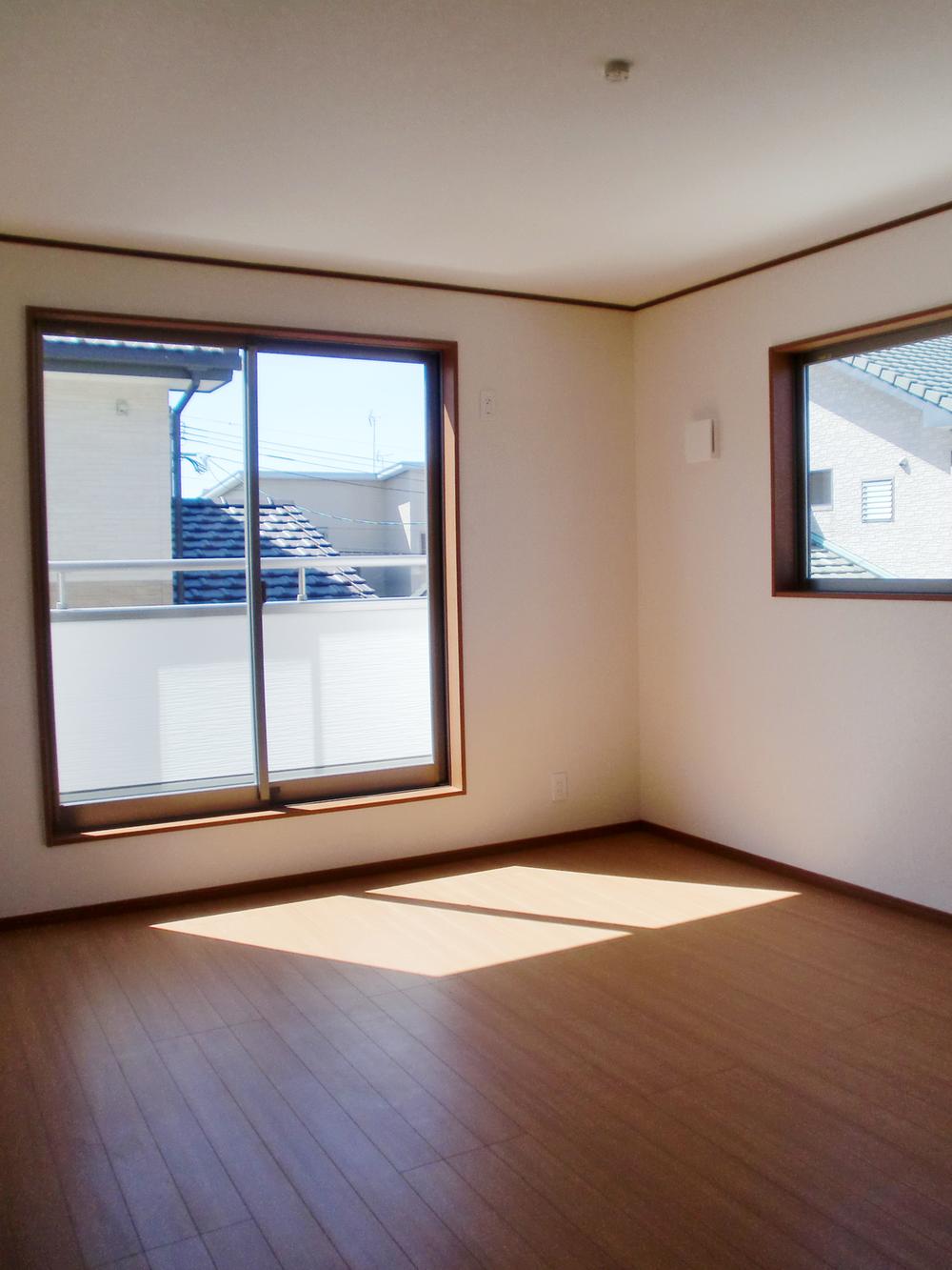 Non-living room. Building 2 Introspection (Since the photo will be the same type type, Please see as your reference. )