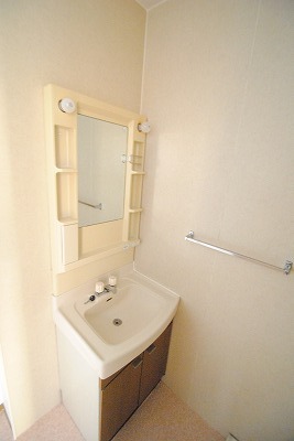 Washroom. Same property Image Photos