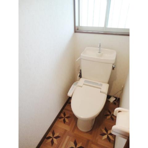 Toilet