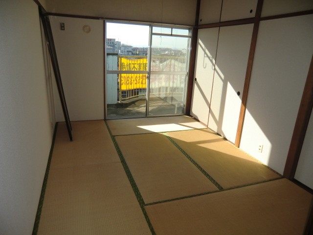 Other room space. Healing of Japanese-style room