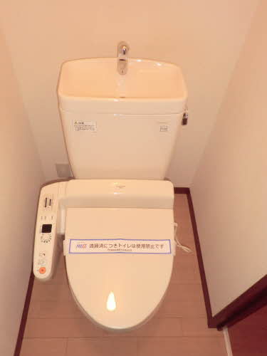 Toilet. C102