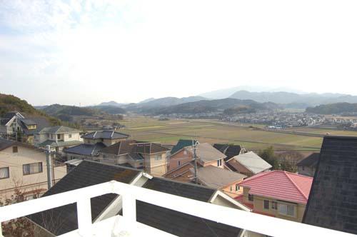 View photos from the dwelling unit. View from local (February 2012) shooting