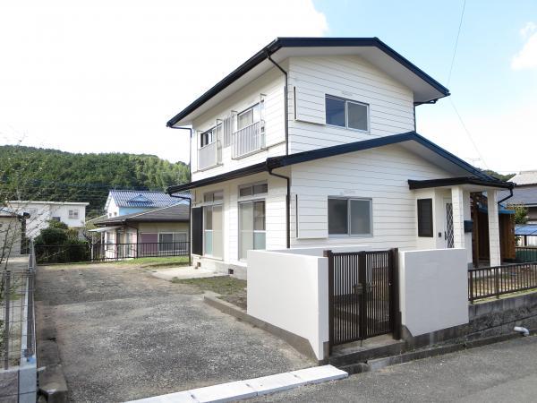Local appearance photo. outer wall ・ Already Roof Coatings