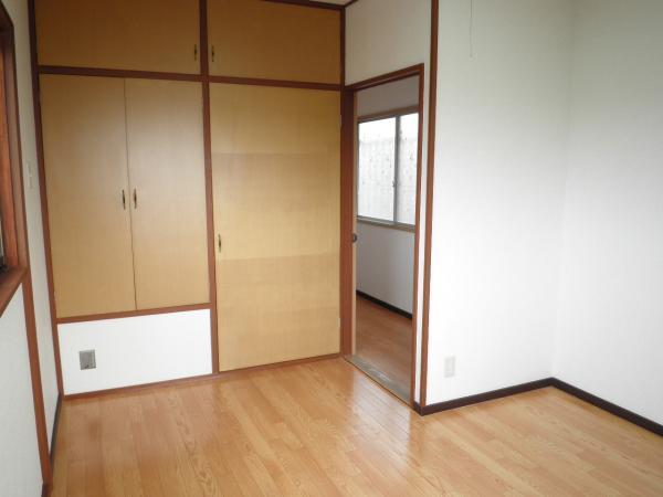 Other introspection. Re-covered floor ・ ceiling ・ It was re-covered wall cross.