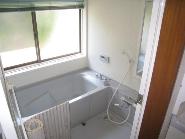 Bathroom. Main hall building introspection