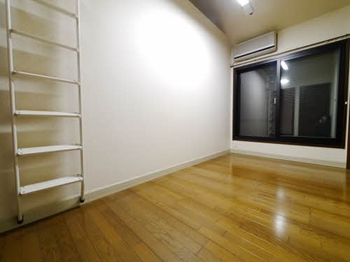 Other room space. It is with loft ^^