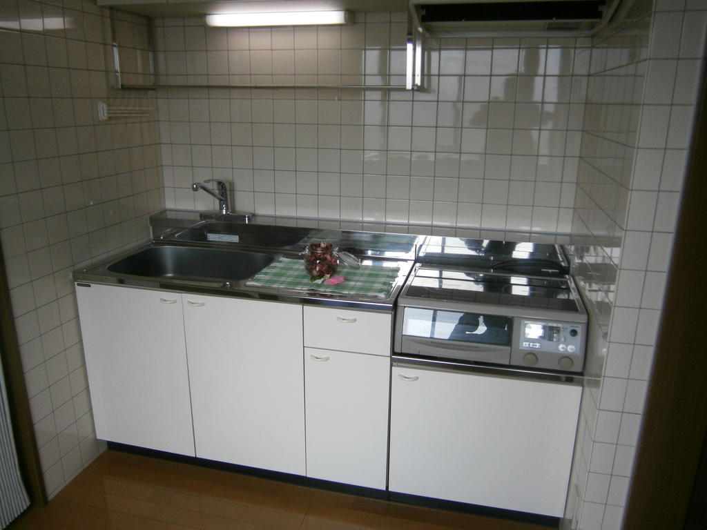 Kitchen. All-electric