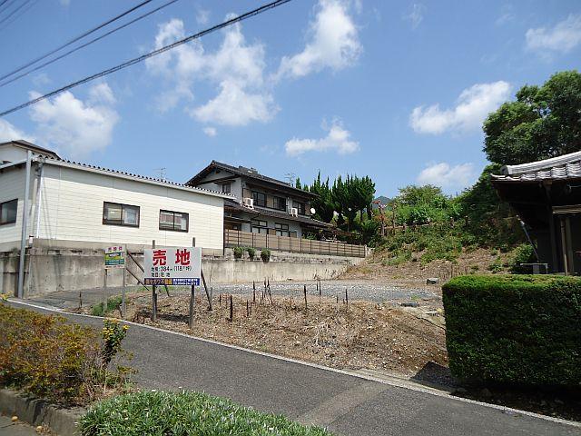 Local land photo. Current Status vacant lot! 