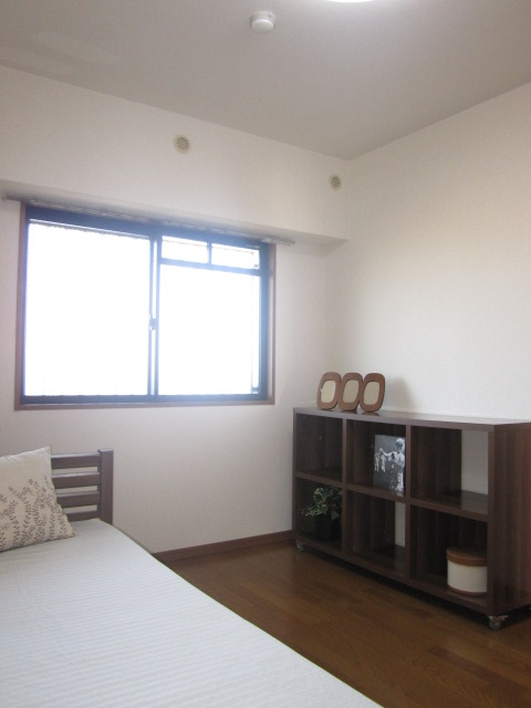Living and room. Ogori Tokuyu fare mediation free of charge ※ Photo at the time of installation No. 505 model room