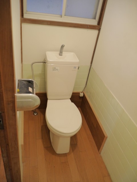 Toilet