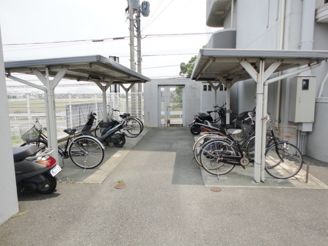 Other common areas. Bike also put bicycle. 