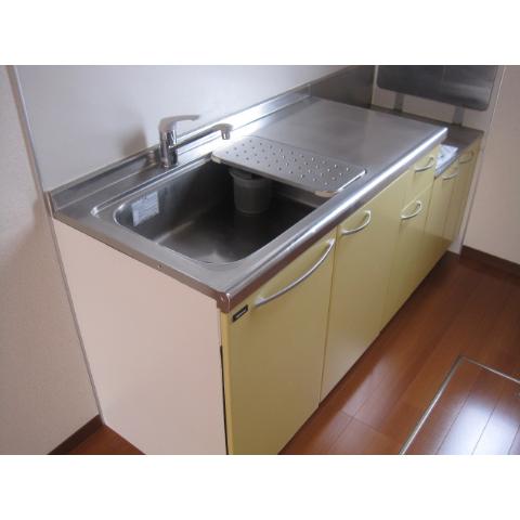 Kitchen. For further information, please contact 0942-53-0007 (* ^ _ ^ *)