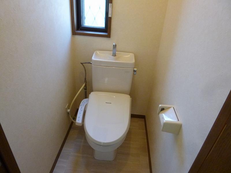 Toilet. Room (August 2013) Shooting