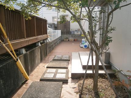 Entrance. Local (12 May 2013) Shooting