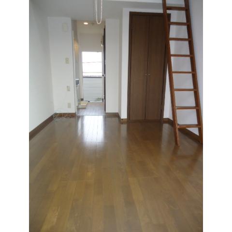 Living and room
