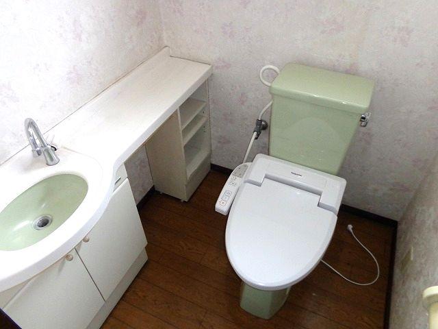 Toilet