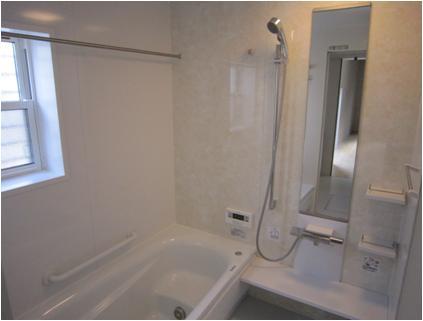 Bathroom. (6 Building) same specification