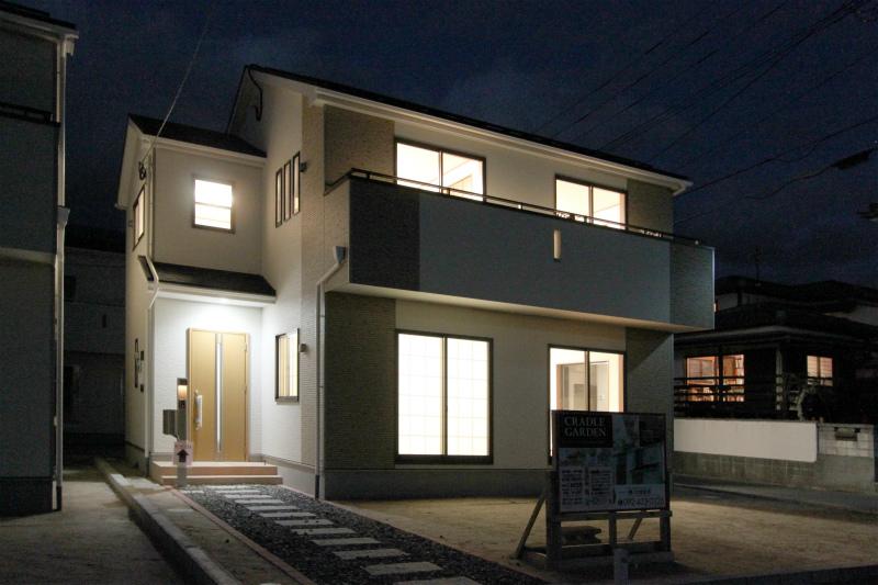 Same specifications photos (appearance). ( Building) same specification