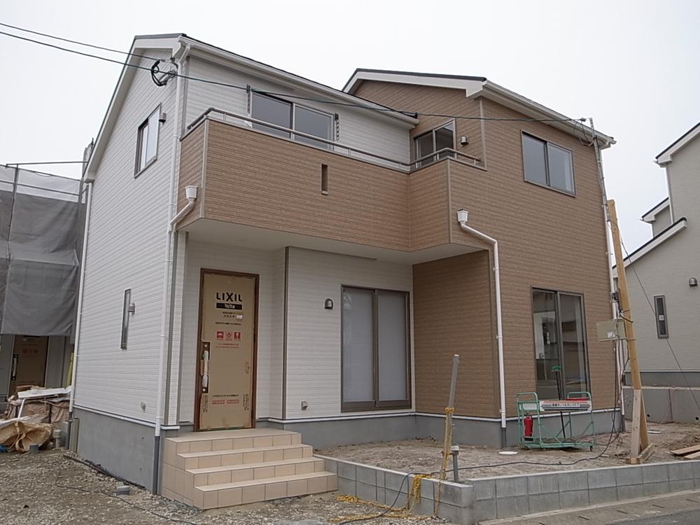 Local appearance photo. ◆ Building 2 ◆ It is a simple gentle shades with a combination of beige to white