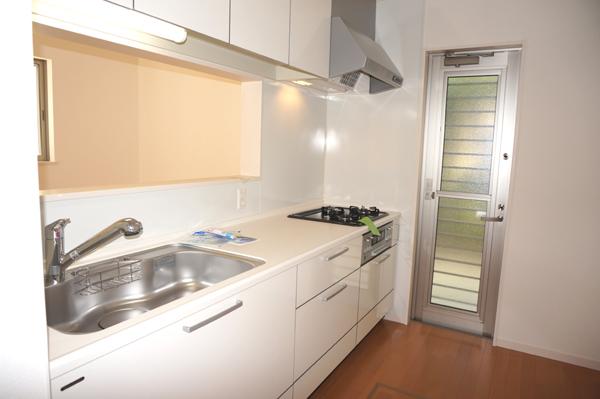 Same specifications photo (kitchen). (No. 4 place) the same specification