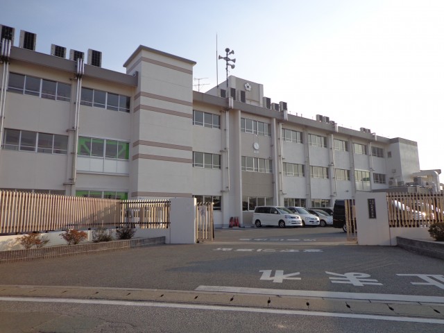 Primary school. 1231m until Ōnojō stand Onohigashi elementary school (elementary school)