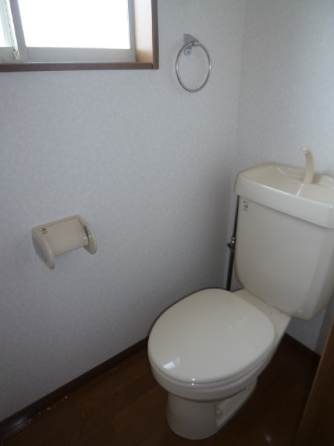 Toilet. You can ventilation ☆